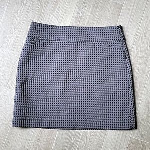 Loft Gray Pinwheel Mini Skirt Size 8